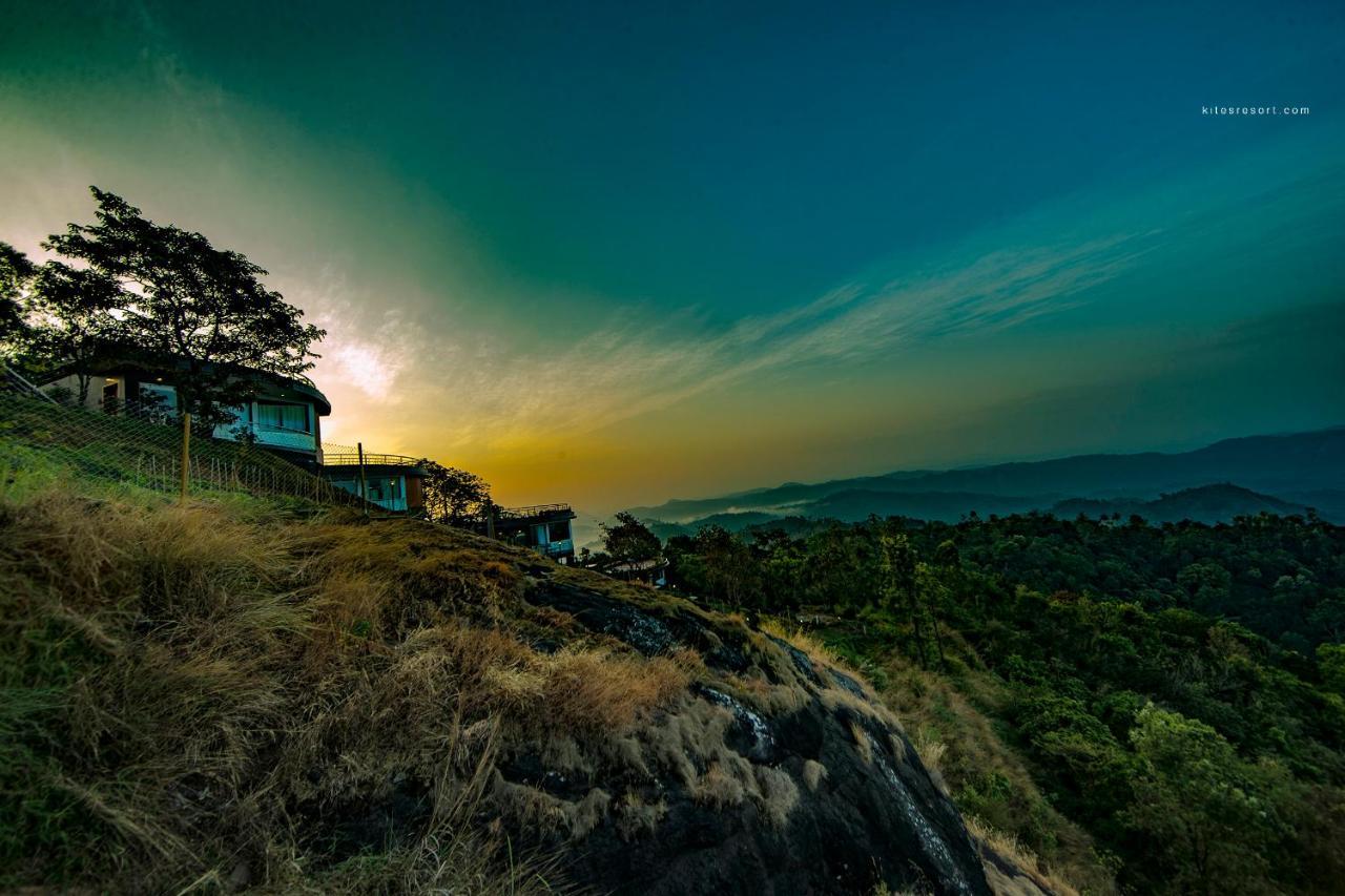 Haze And Kites Resort Munnar Esterno foto