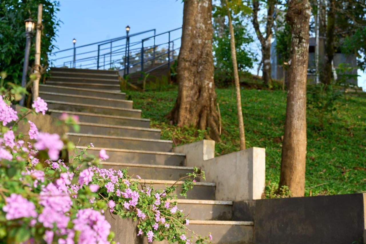 Haze And Kites Resort Munnar Esterno foto