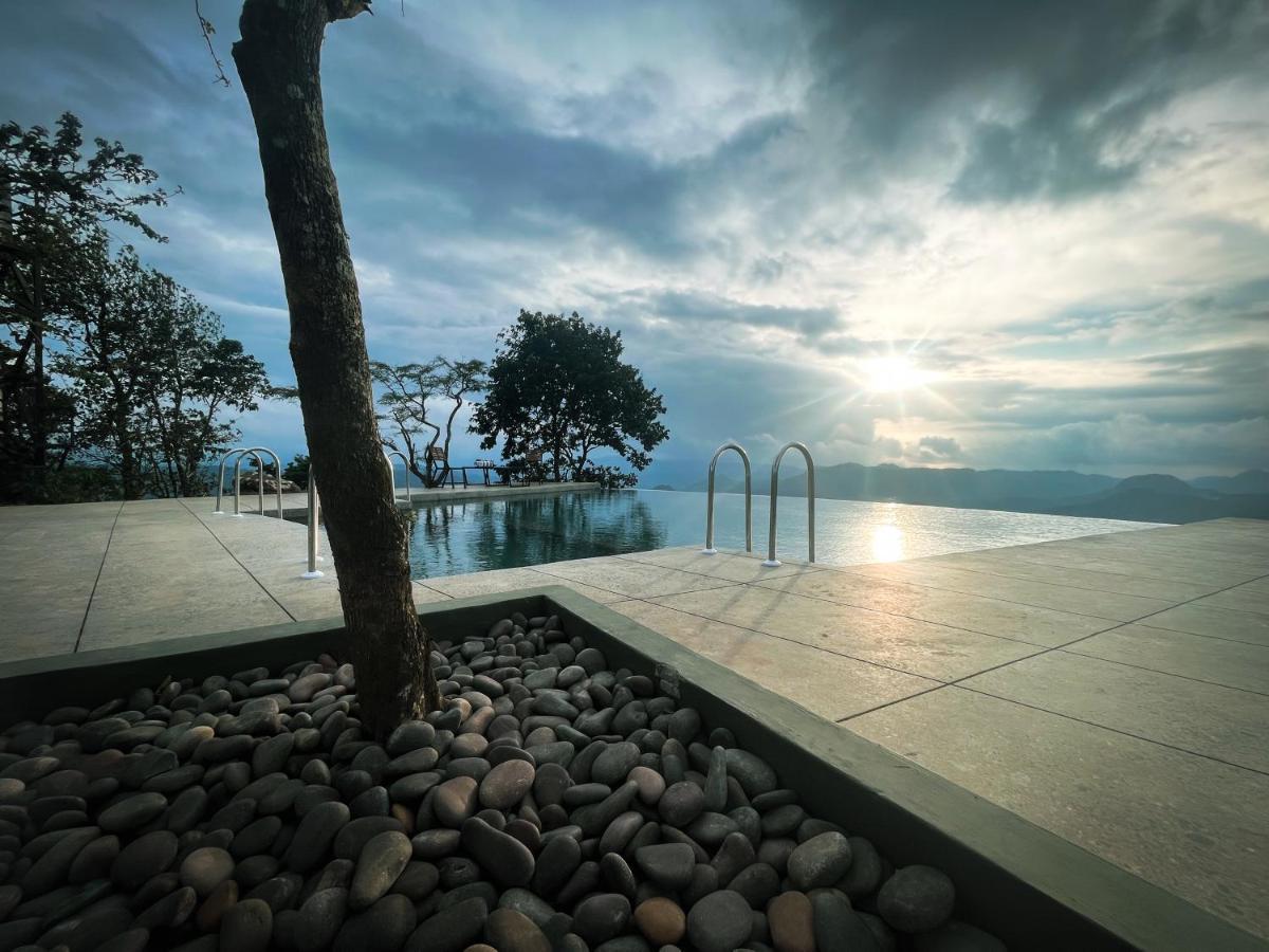 Haze And Kites Resort Munnar Esterno foto