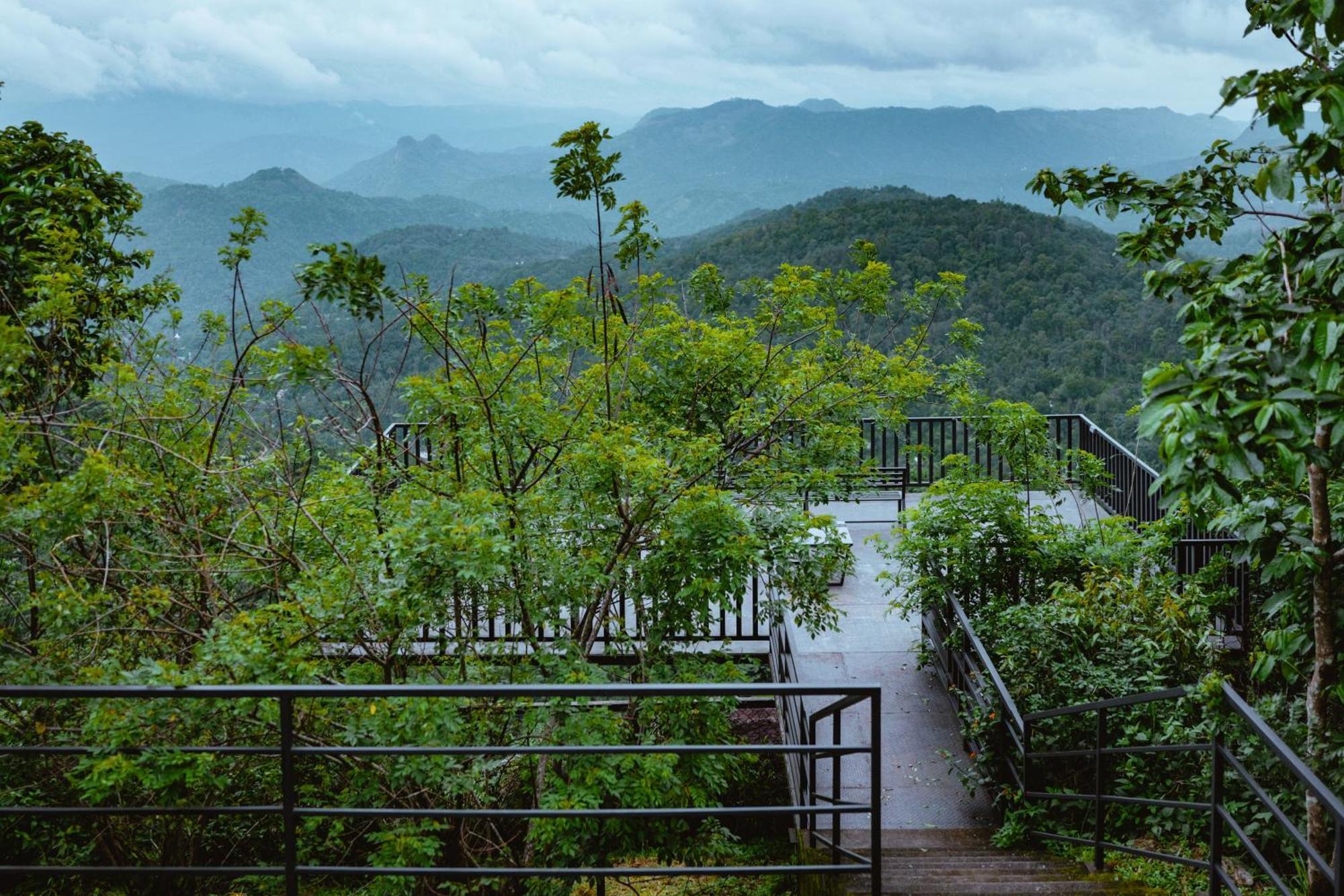 Haze And Kites Resort Munnar Esterno foto