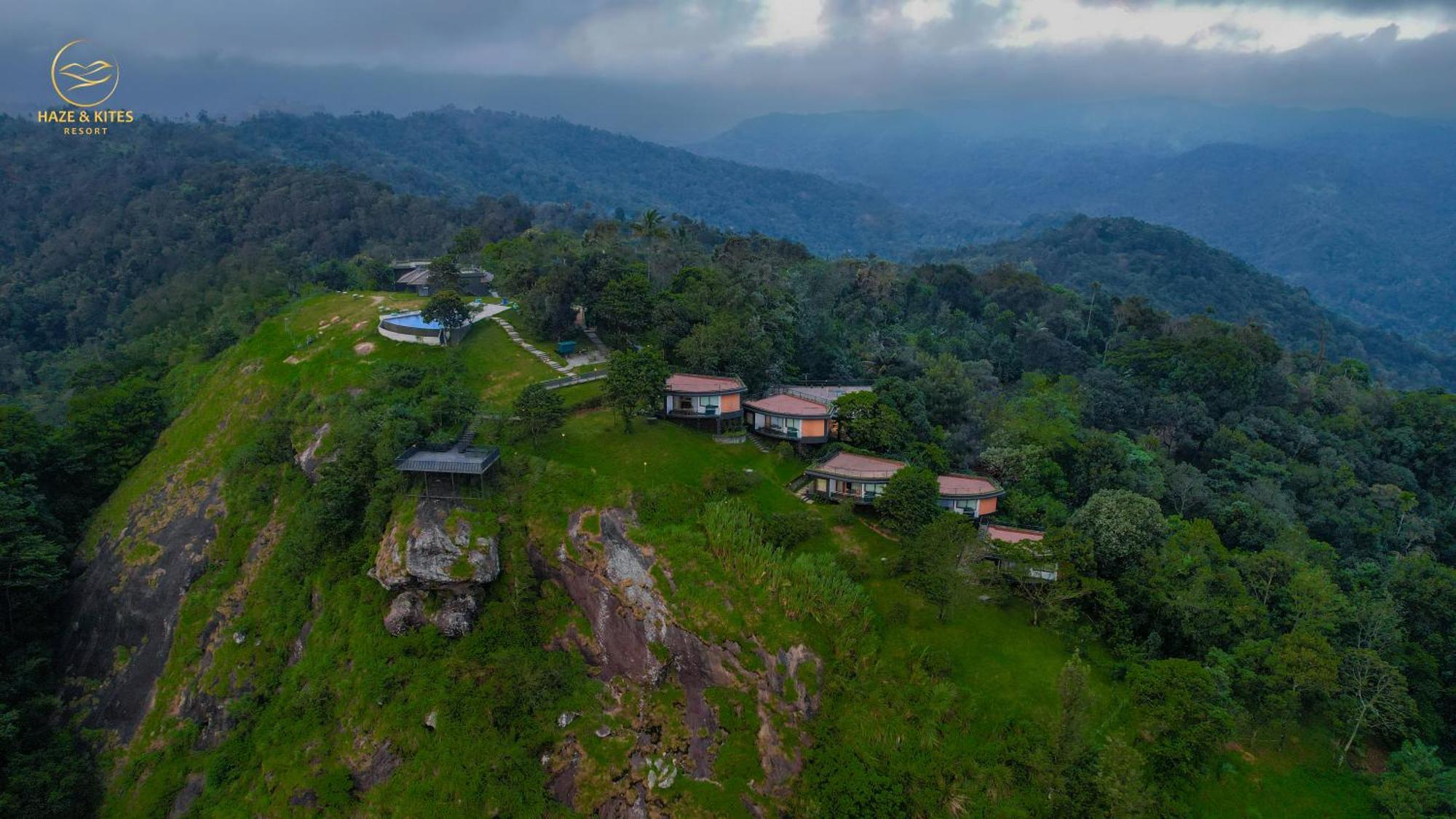 Haze And Kites Resort Munnar Esterno foto
